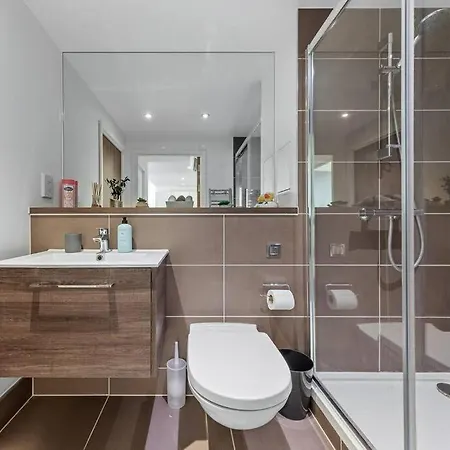 Brand New Apartment 20 Mins From London Waterloo Bp34 Exterior foto