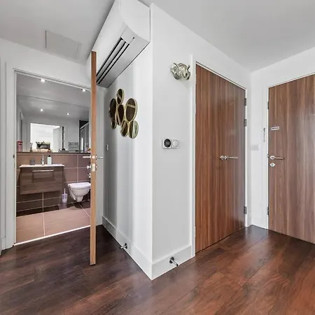 Brand New Apartment 20 Mins From London Waterloo Bp34 Exterior foto